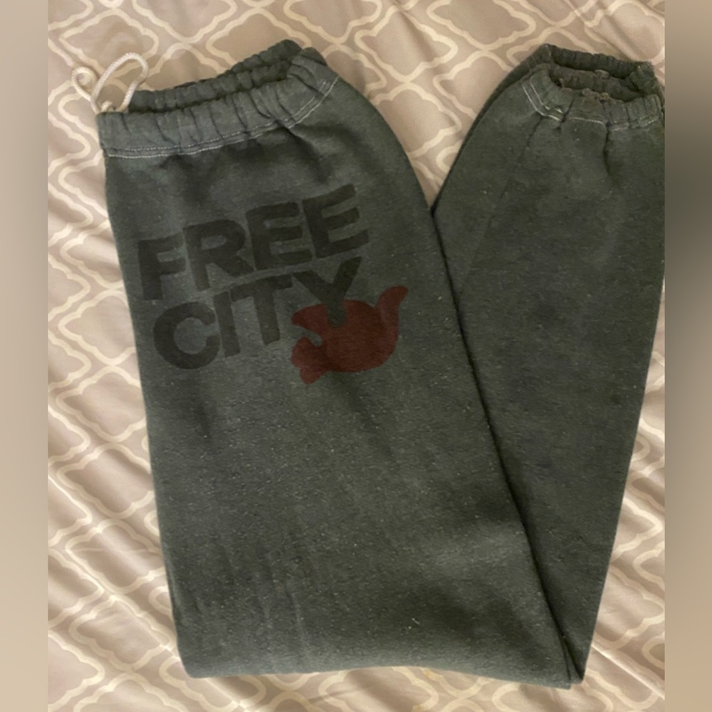OF FREECITY SWEATPANTS